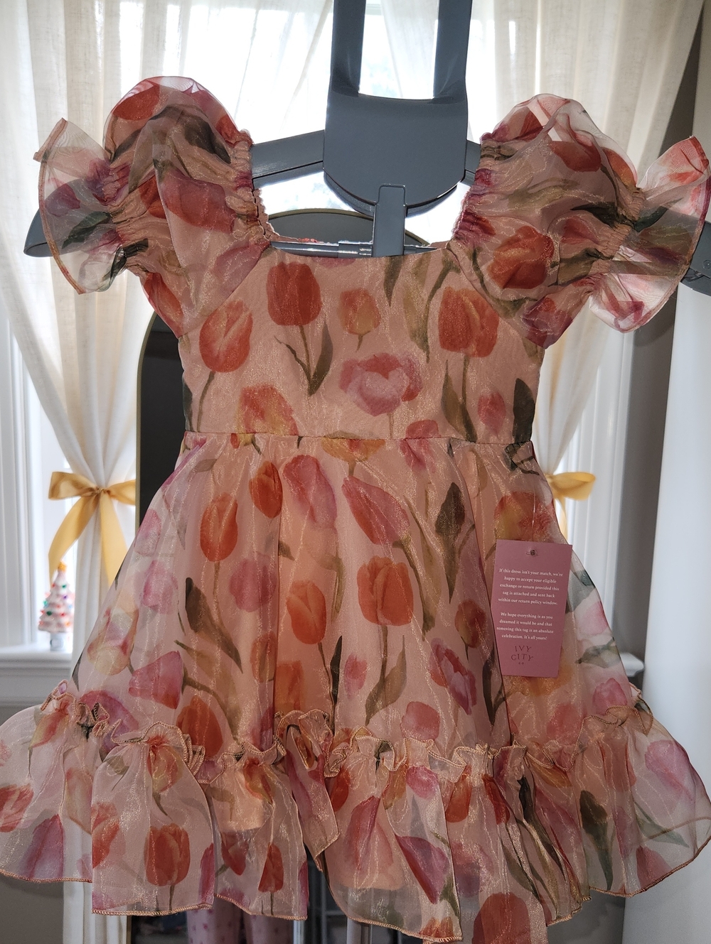 Ivy City Mini Wonderland Dress In Tulips